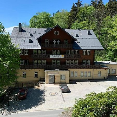 Sloneczna Hotel Miedzygorze Exterior foto
